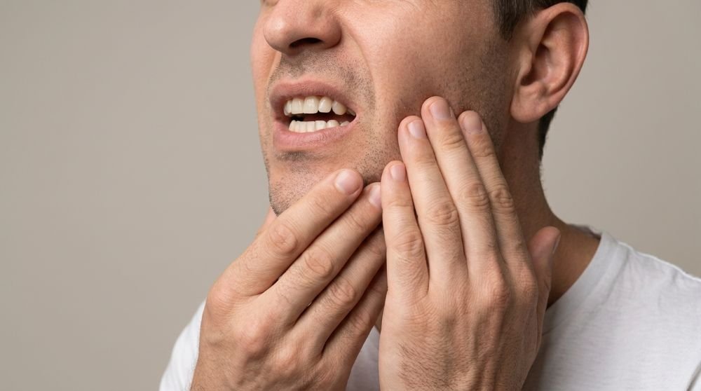 Jaw popping